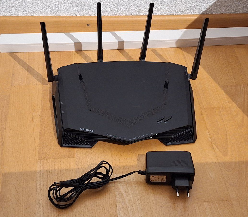 Netgear Modem & Router: Netgear XR500 Nighthawk Pro Gaming – Usato da Amlikon-Bissegg venduto da Pbulgheroni
