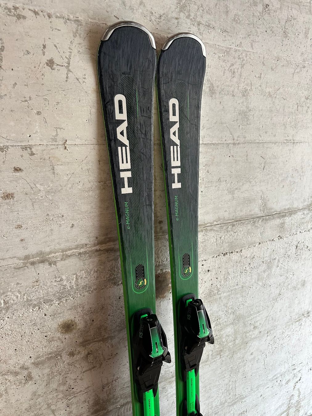 Head Sci: Head Supershape Ski 149CM – Usato da Emmenbrücke venduto da karkarkar 1
