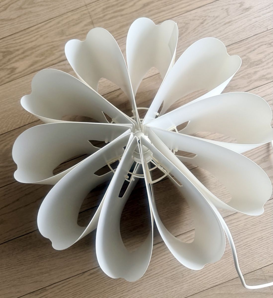 Ikea Lampadari & plafoniere: Lampe suspendue blanc design unique! – Usato da Lausanne venduto da mik_l5py