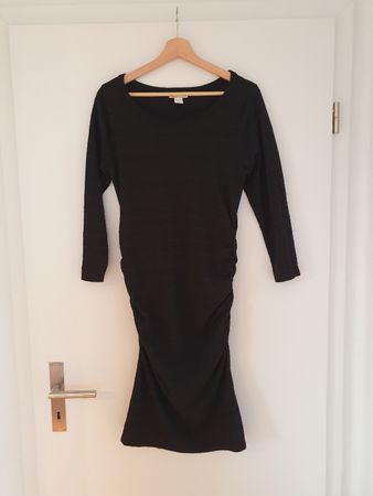 Schwarzes H&M Umstandskleid, Gr. M, ideal für den Herbst!