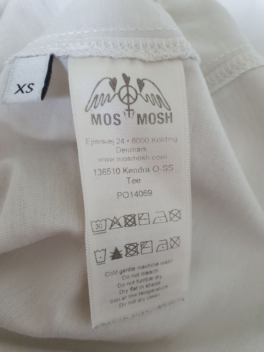 Mos mosh T-shirt: Mos Mosh T-Shirt – Usato da Ebertswil venduto da Luna_8 1