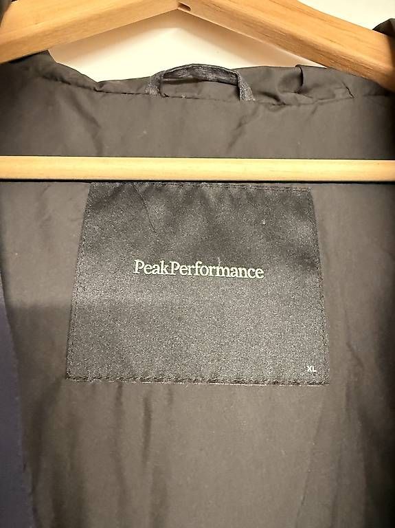 Vestes: Doudoune Peak Performance – D'occasion à Villarvolard par nca_h5cw 3