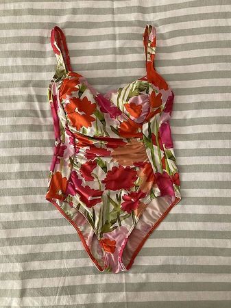 Maillot de bain, taille 38, bonnet B