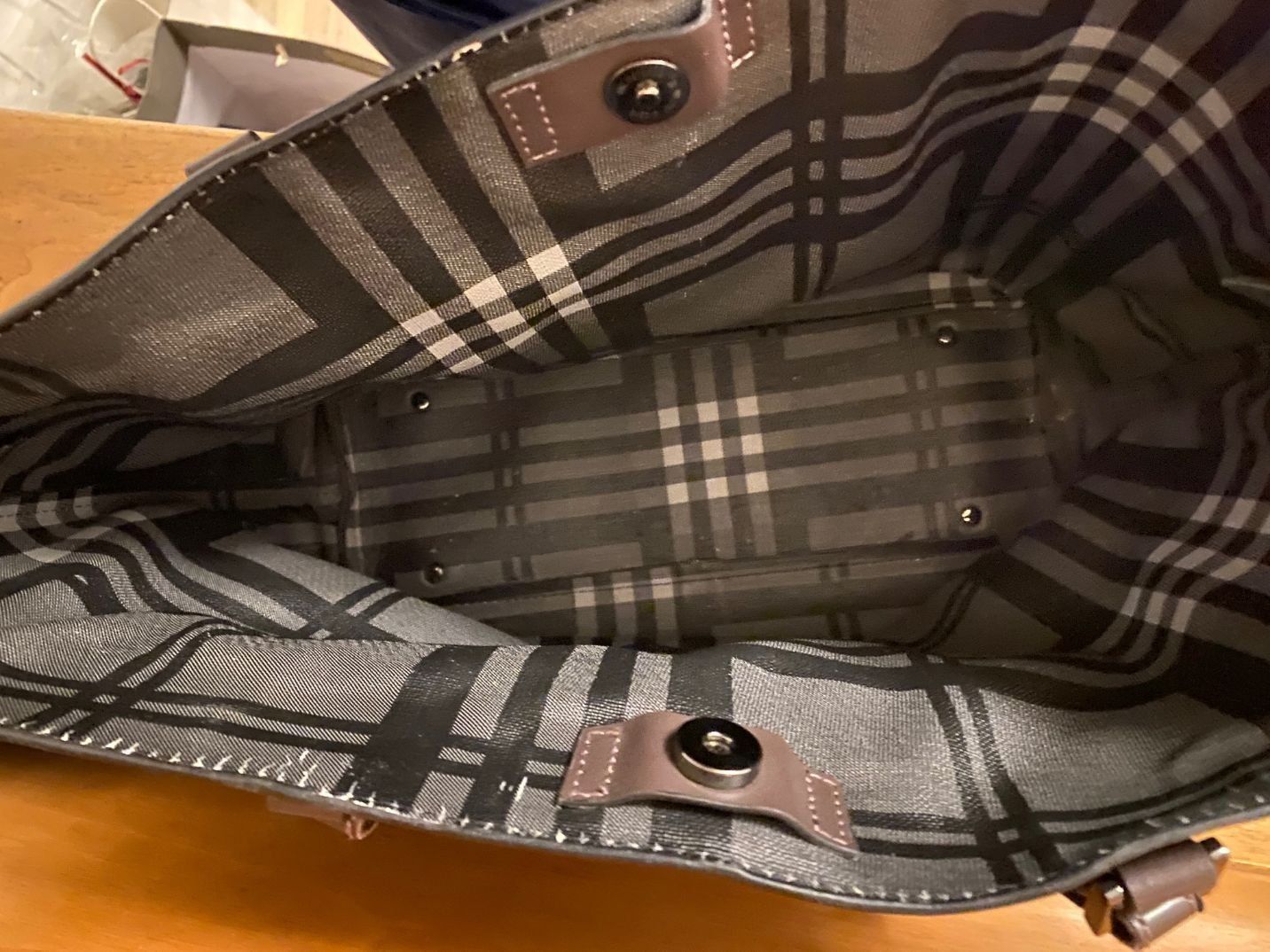 L.Credi Borse da donna: Damen Lederhandtasche L.CREDI München – Usato da Luzern venduto da lu100019 2