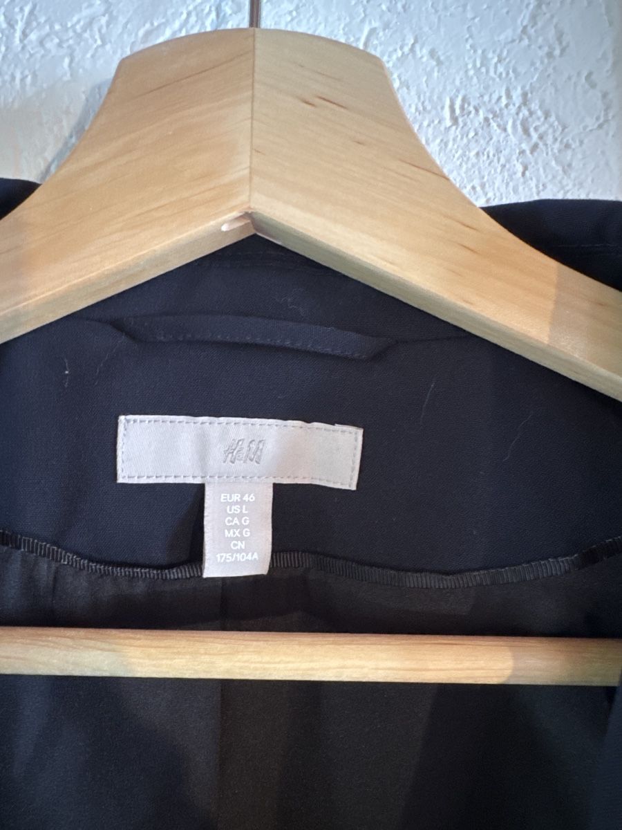 H&M Giacche: schwarzer Blazer – Nuovo (secondo la descrizione) da Rohrbachgraben venduto da kae_5lhf 2