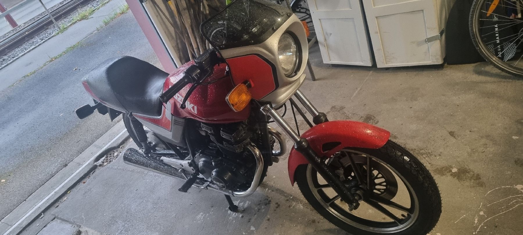 Suzuki Route: Suzuki Gsx 250 1983 – D'occasion à Zollikofen par dom_drq6 2