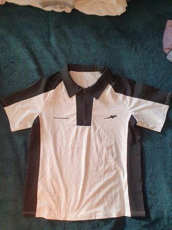 Polo manches courte noir e blanc taille M état neuf