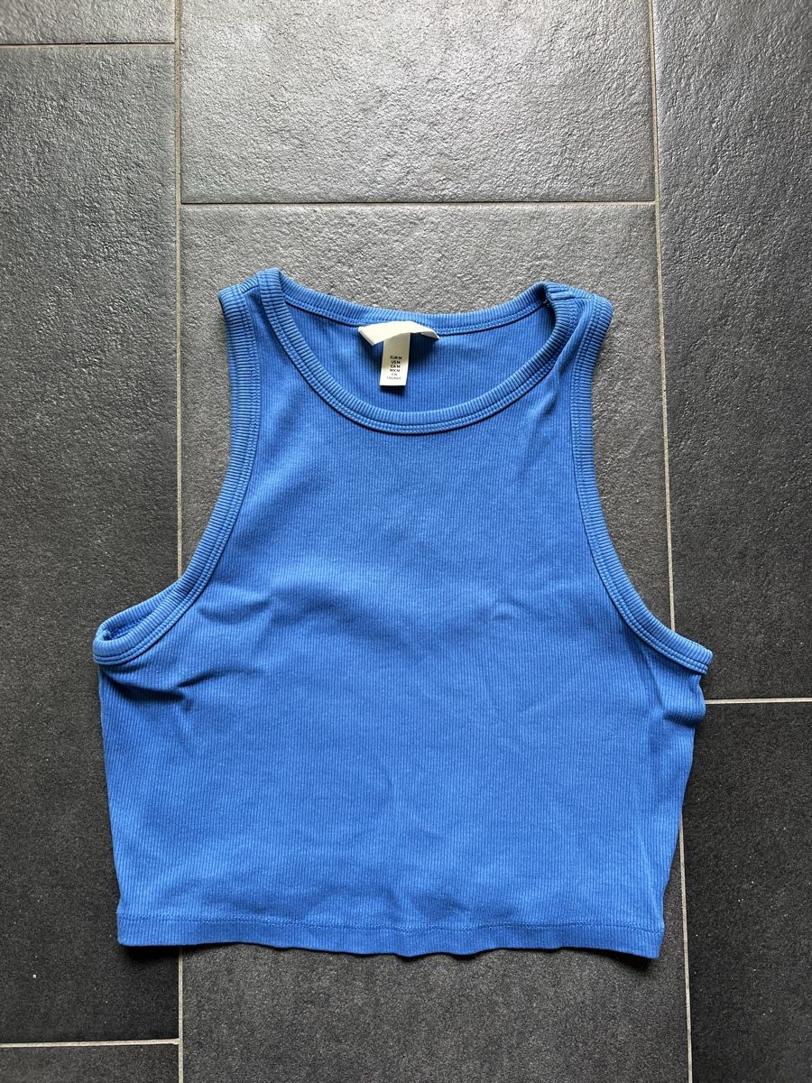 H&M Top: H&M Croptop – Usato da Wil / ZH venduto da Fellow16