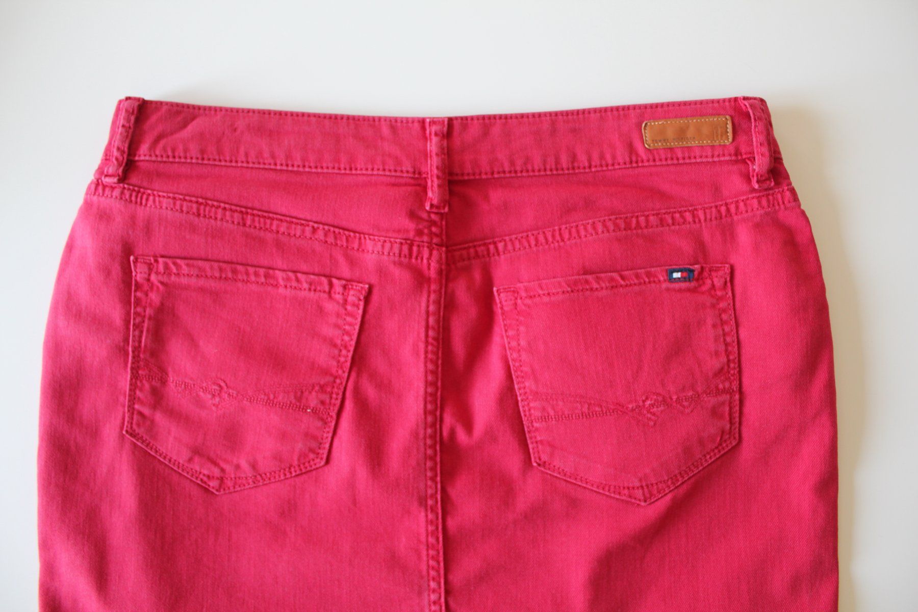 Tommy Hilfiger Gonne: Jupe Tommy Hilfiger t.38 - 40 – Usato da Peseux venduto da Gilloss 4