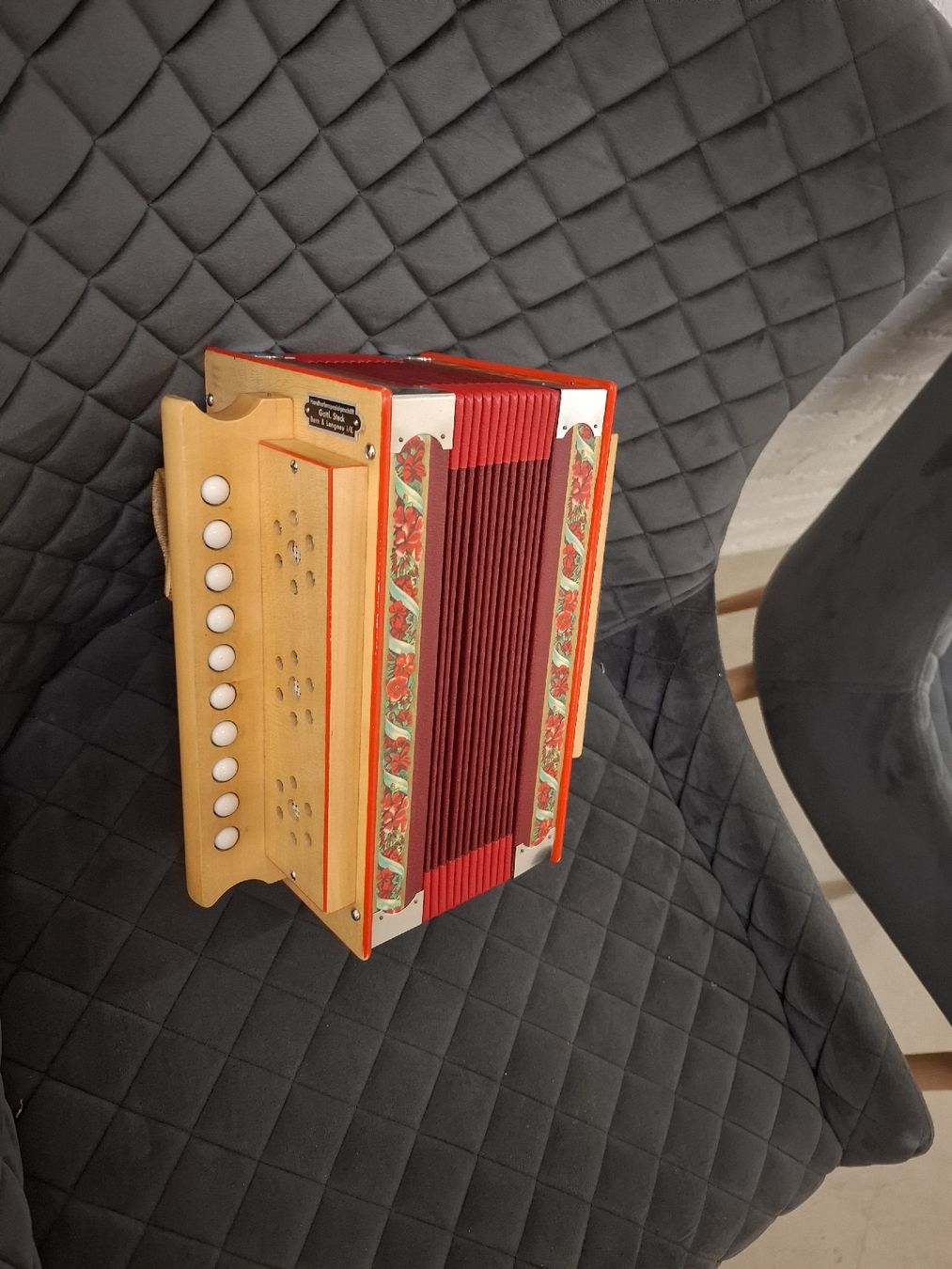 Strumenti musicali: langnauer orgeli. – Usato da Villeneuve venduto da BibiVintage 1