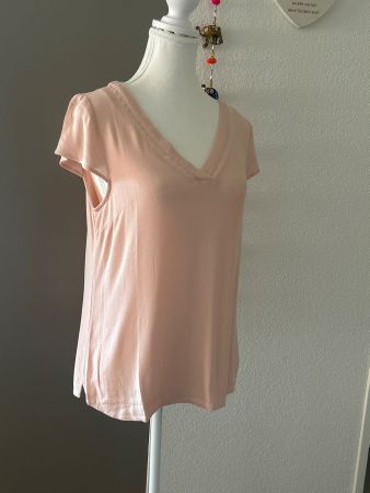 Kurzarm Shirt lachsfarbig V - Ausschnitt