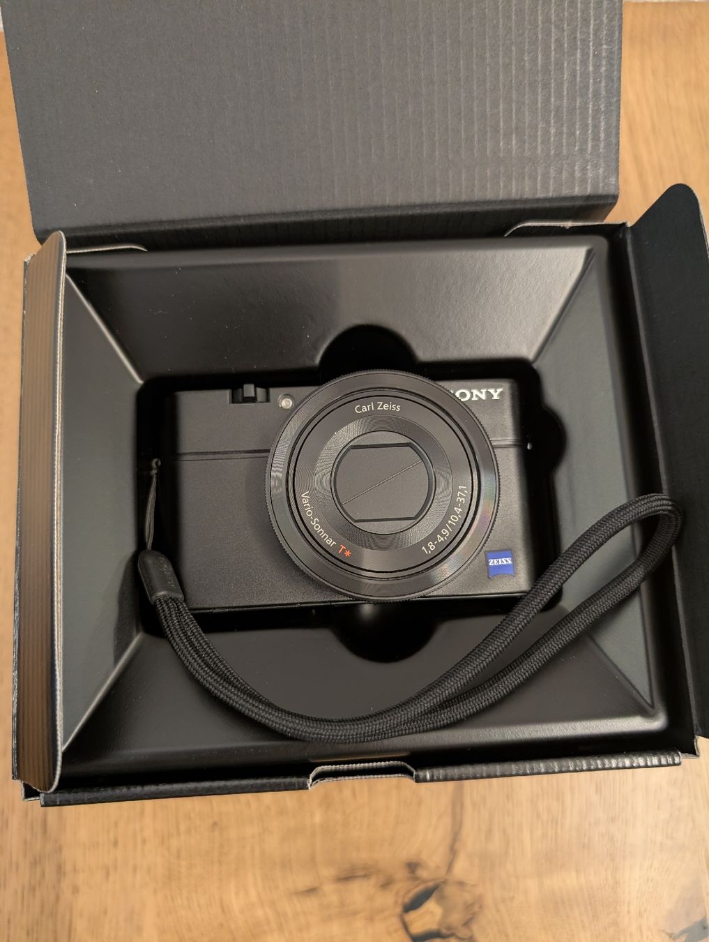 Sony Appareil photo: Sony Cyber-shot DSC-RX100 – Neuf (Voir description) à Neuendorf par rudim2 5