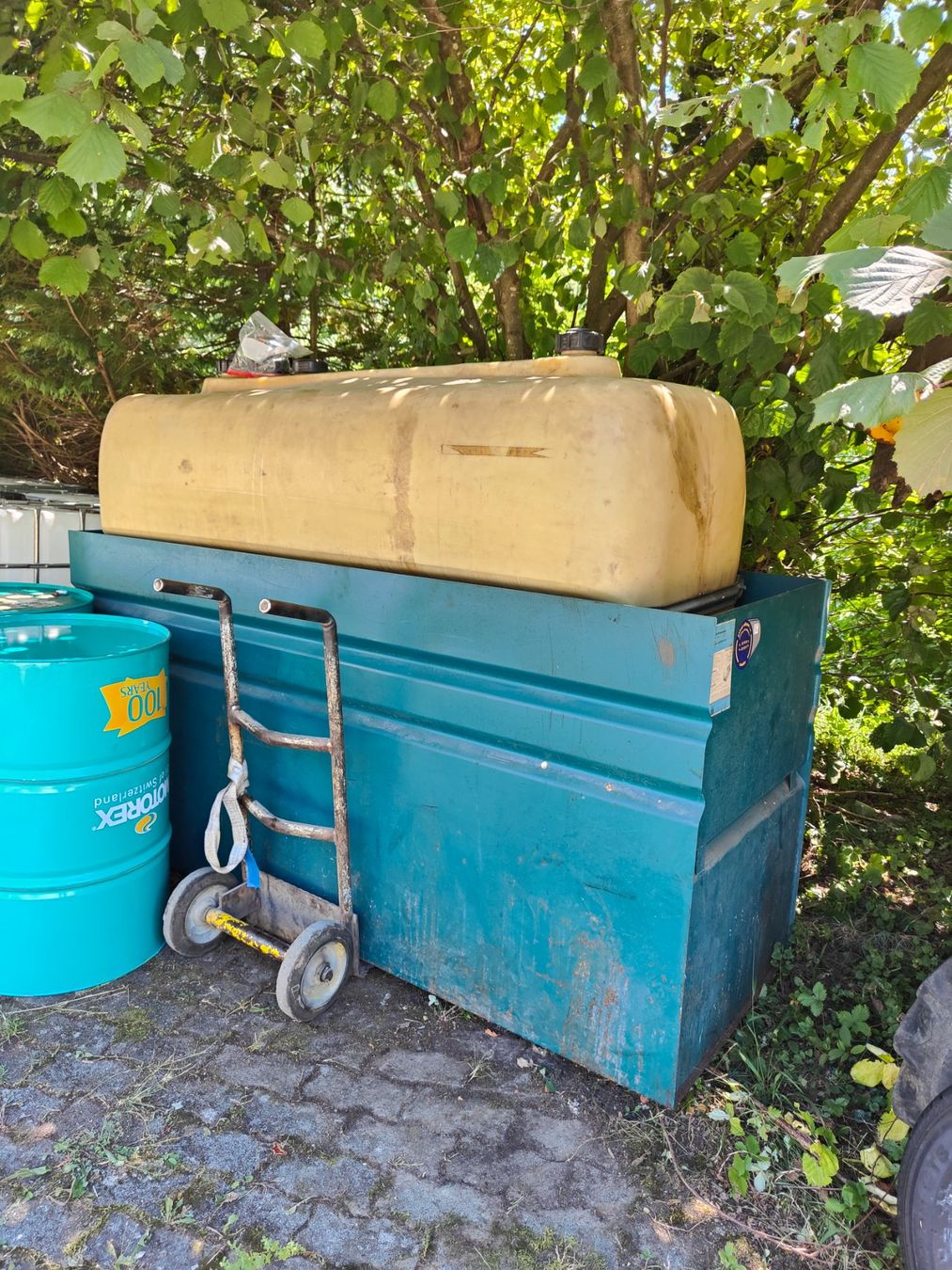 Heizung: citerne mazout 1500L + Bac de rétention 2000L – Gebraucht aus Grandval von crigou93