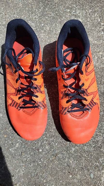 Adidas Scarpe da uomo: Fussballschuhe/Nockenschuhe Gr. 36 – Usato da Rorschacherberg venduto da Maku007