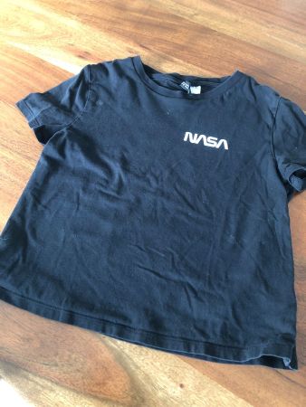 Schwarzes T-Shirt, Größe S, Damen