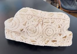 Boho Häkel-Clutch
