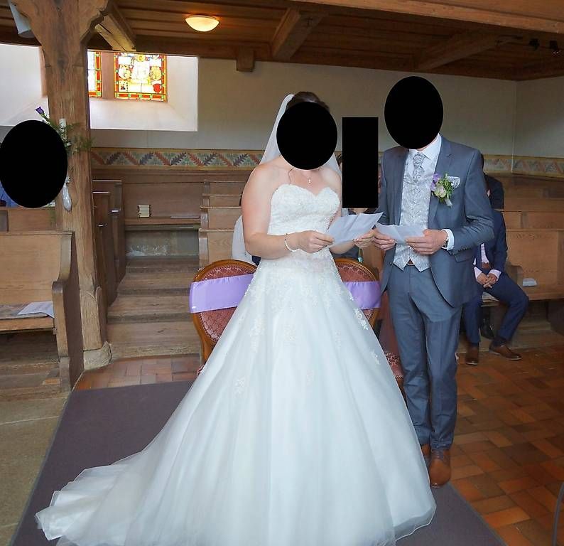 Robes: Brautkleid - ein Traum in Weiss – D'occasion à Langenbruck par Marve01 4