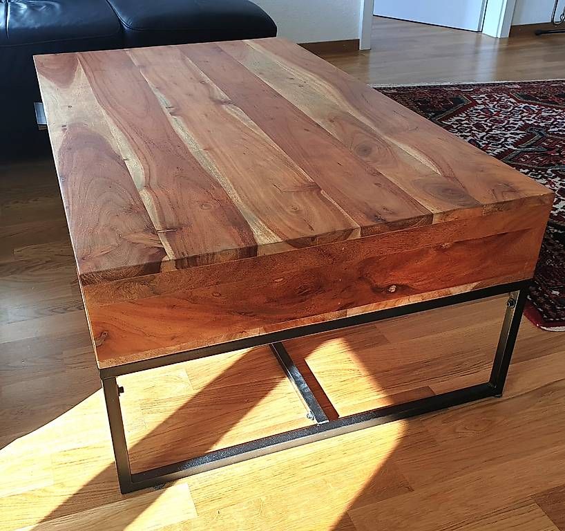 Tavoli: Couchtisch Industrial Holz Metall – Usato da Fislisbach venduto da abo9 2