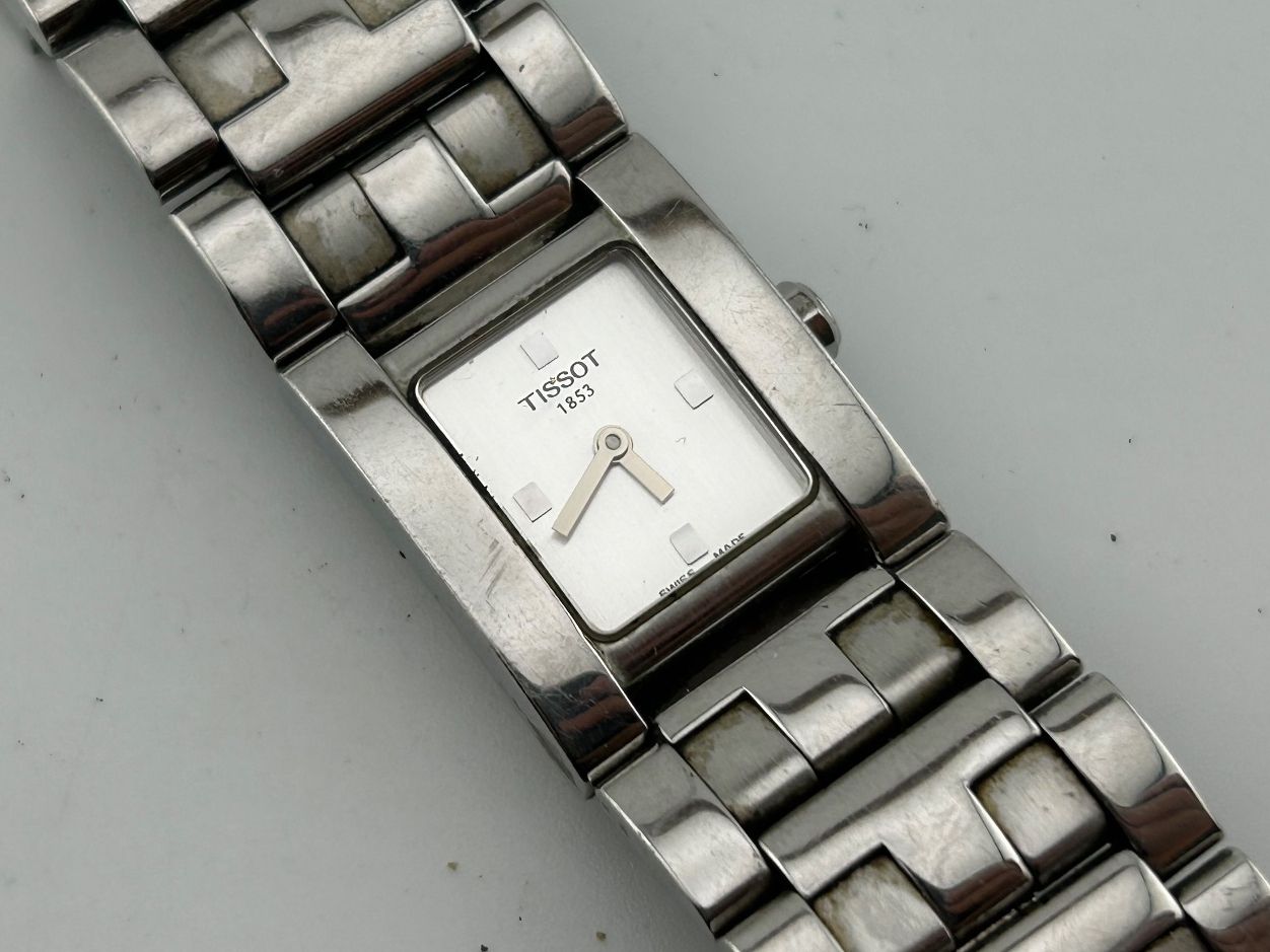 Tissot Uhren: TISSOT Damenuhr läuft – Gebraucht aus Biel/Bienne von MrP_WatchesBiel