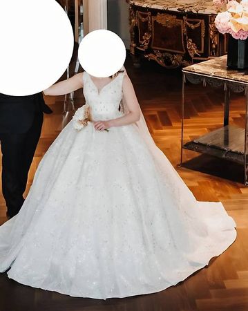 Brautkleid glitzer weiss Grösse M Prinzessin sehr guter Z...