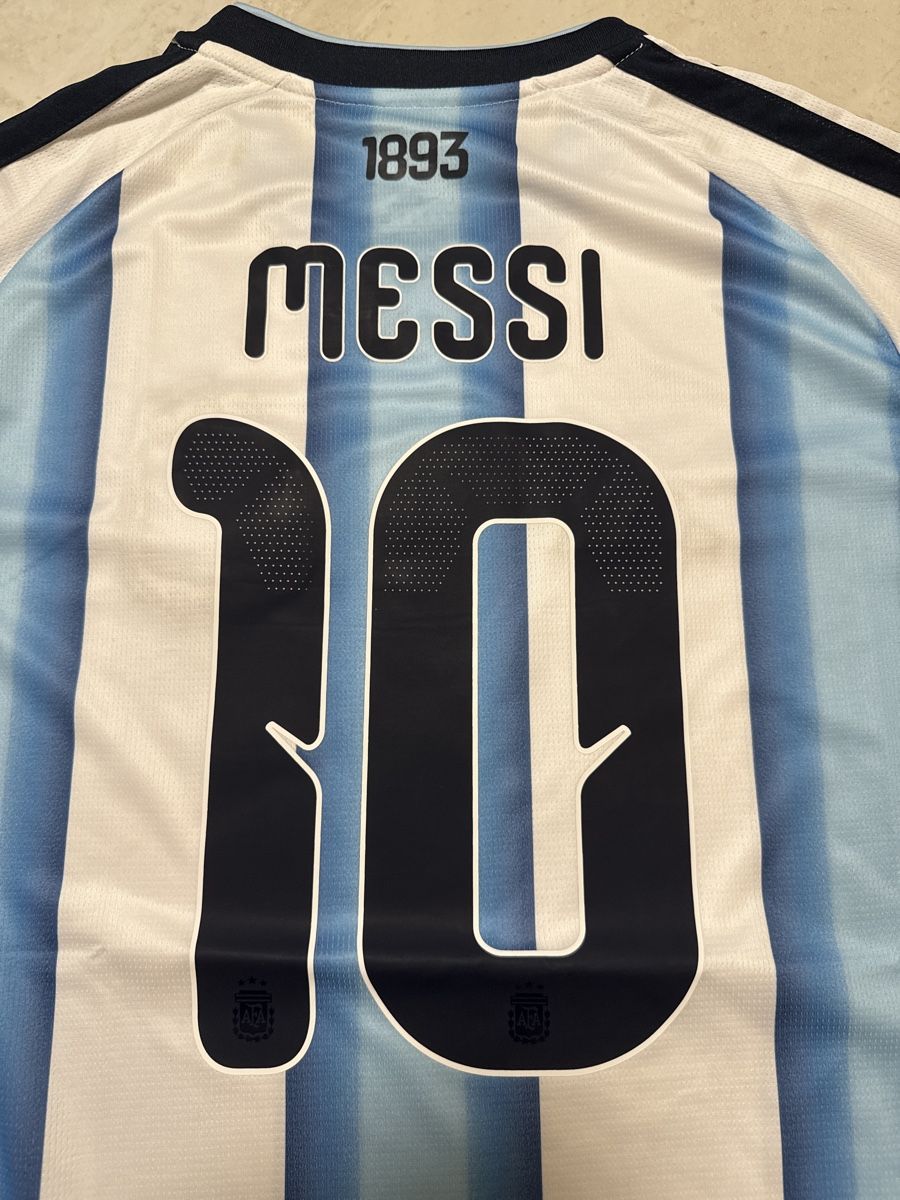 Adidas Canottiere & Pantaloni: Argentinien Messi Trikot WM 2022 – Nuovo (secondo la descrizione) da Bronschhofen venduto da leo_99hp 5