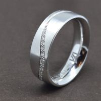 Ring von Meister mit 33 Brillanten in 750 Weissgold