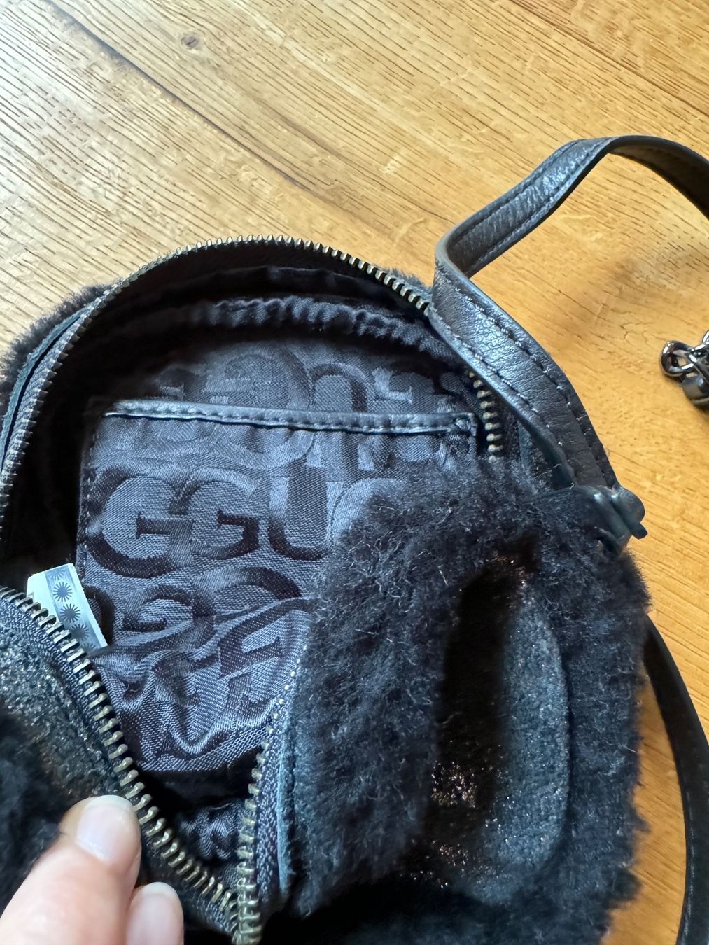 Ugg Taschen für Damen: täschli ugg – Neu (gemäss Beschreibung) aus gurzelen von malu04 1