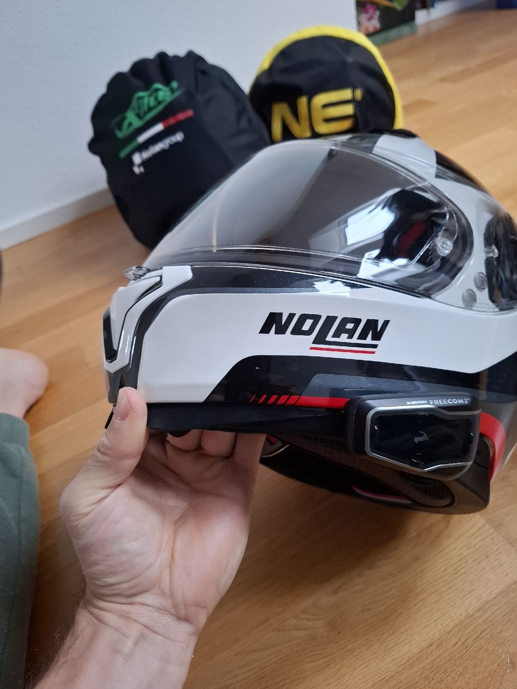 Caschi & visiere: Casque de moto Nolan avec système intercom  monté – Usato da Sugiez venduto da tam_y6rl 3