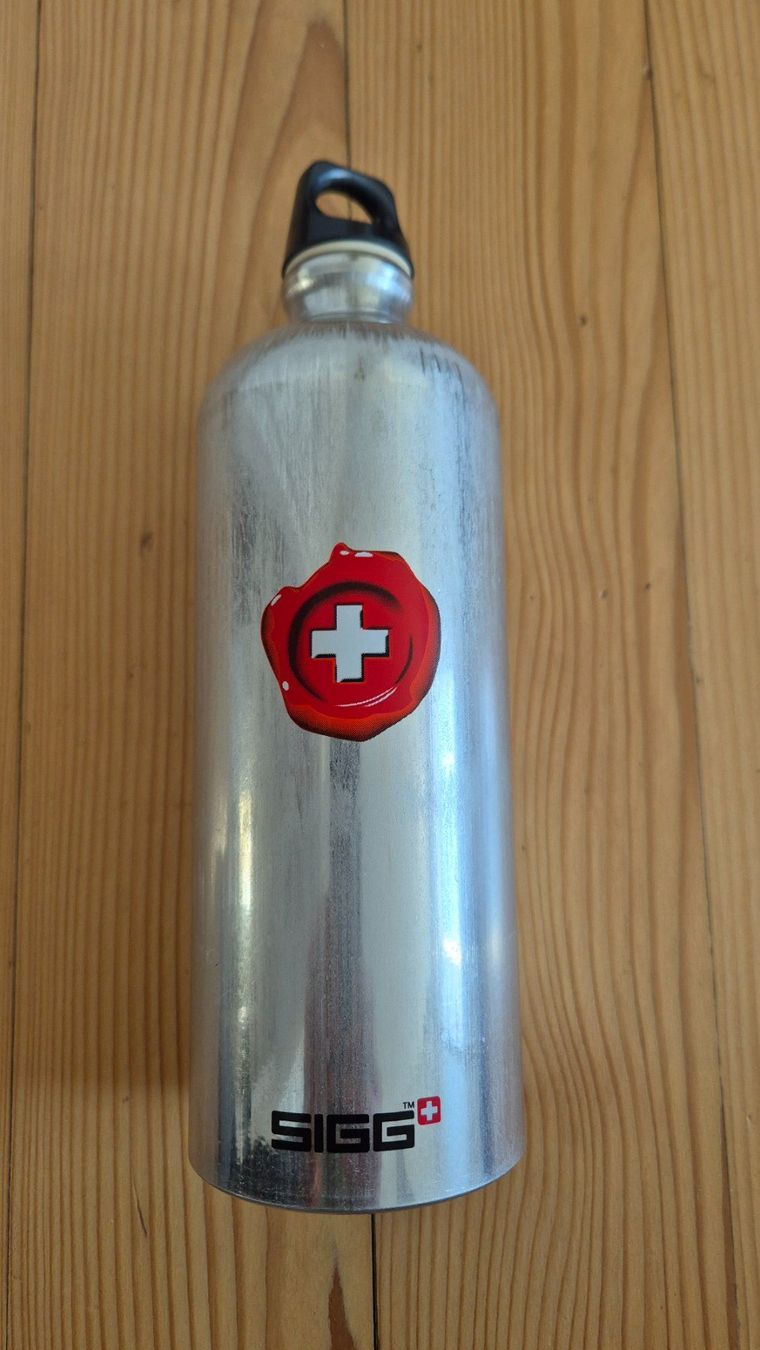 Sigg Gourdes & Thermos: Sigg Flasche – D'occasion à Niederweningen par Cactus63