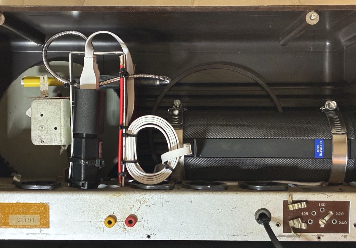 Radios: Antiker Radio trifft Hightech – Neu (gemäss Beschreibung) aus Beromuenster von Hschuepfer 2