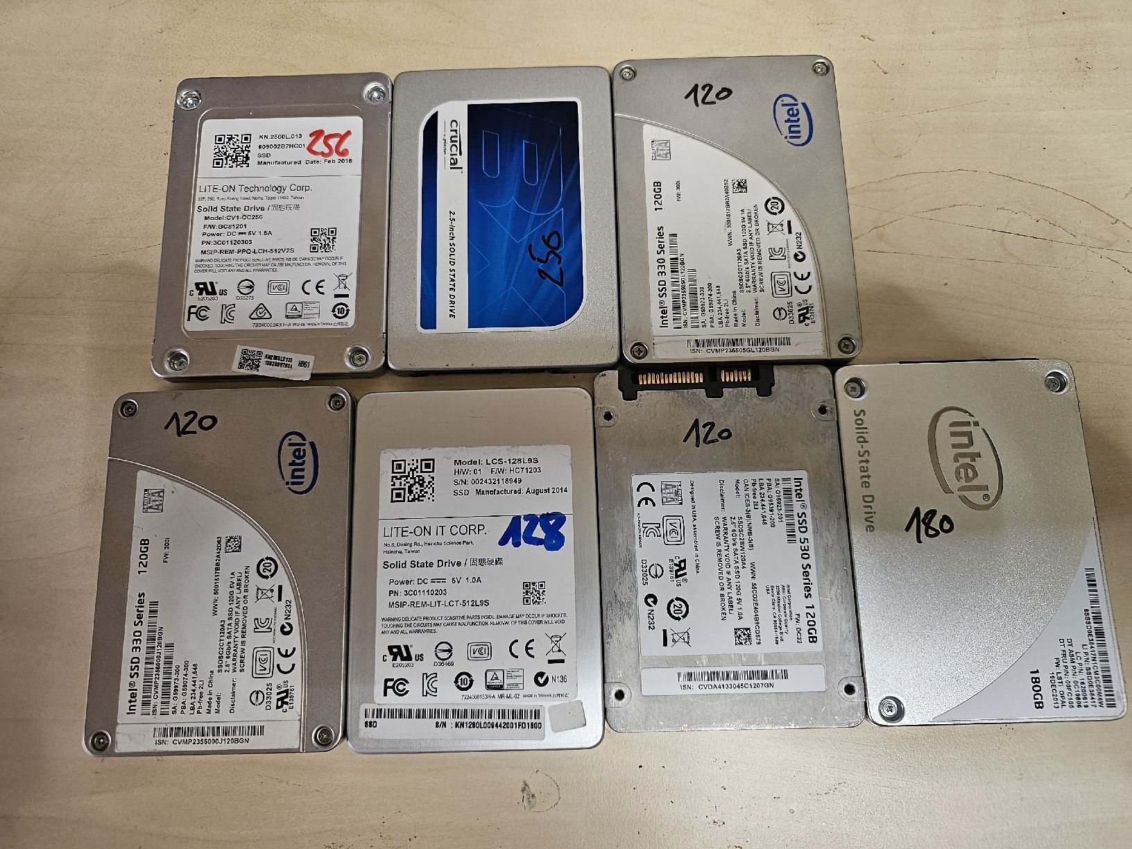 Harddisks: 7 Festplatten  – Gebraucht aus Burgdorf von weggu.666