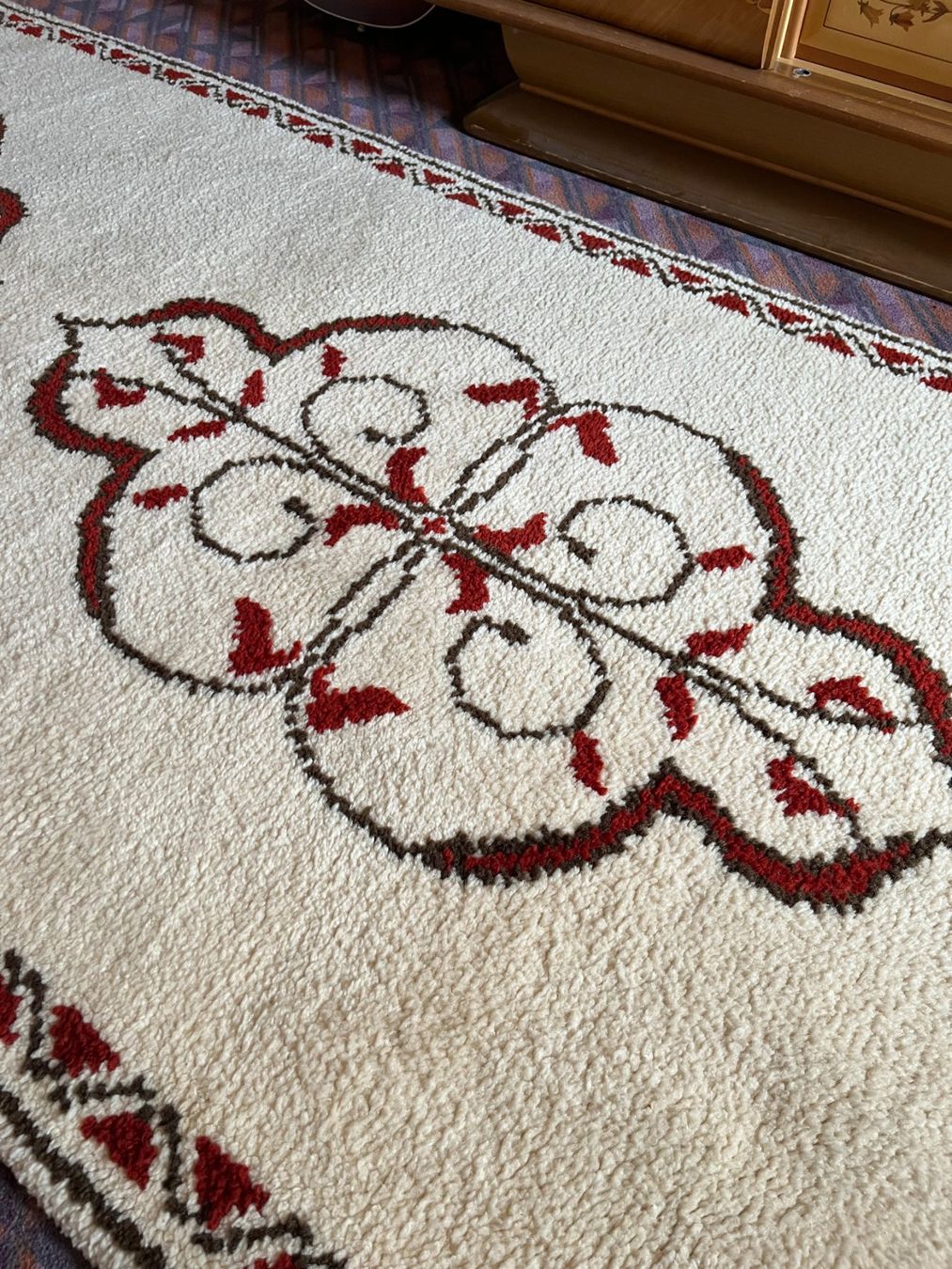 Tappeti: Vintage Läufer Teppich, Top Zustand – Usato da Montlingen venduto da Giardini13 1