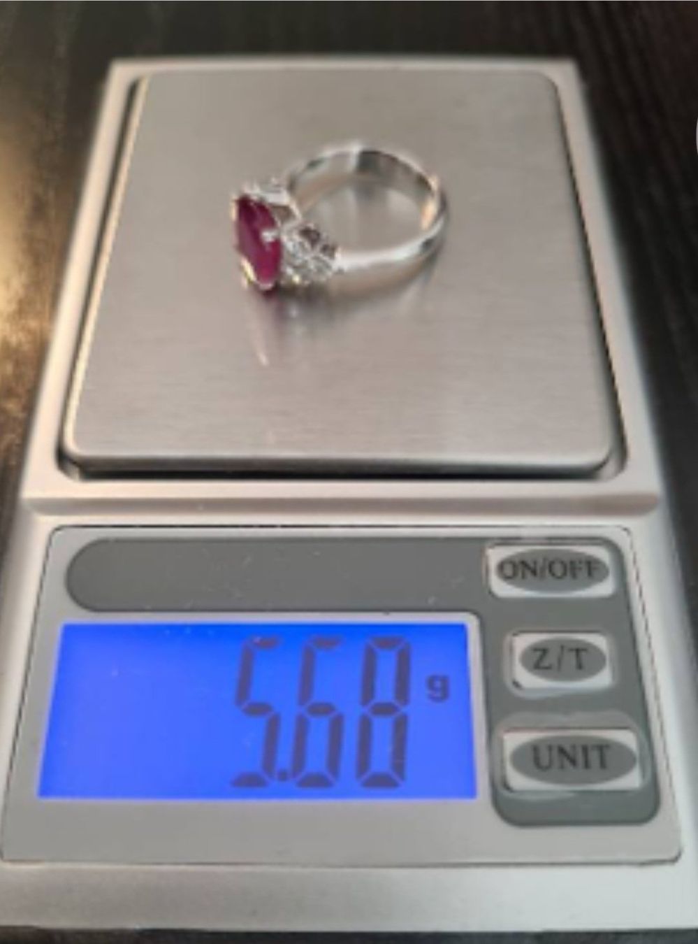 Ringe: Ring mit Rubin aus 18K Weißgold – Gebraucht aus KLOTEN von Luxurious-Shop 1