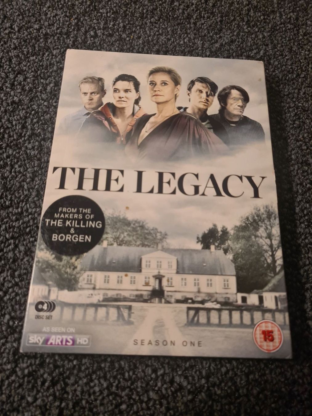 Alle DVDs: THE LEGACY STAFFEL 1 – Gebraucht aus Ruswil von jan_bxl5