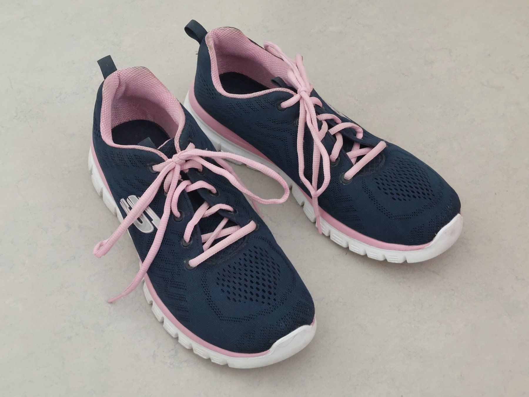 Skechers Scarpe per ragazze: Sketchers Schuhe Gr.40 – Usato da Pfäffikon SZ venduto da max_5ylc