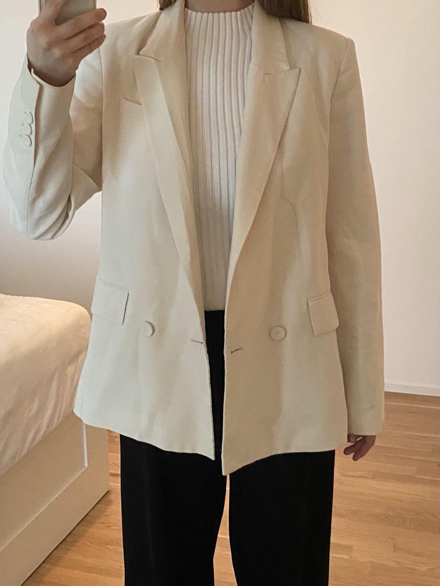 Zara Completi & Tailleur: Mango Oversize Blazer Beige – Usato da St. Gallen venduto da delideja01 1