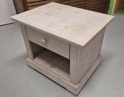 2 Nachttische, Holz, weiss lasiert, Landhausstil