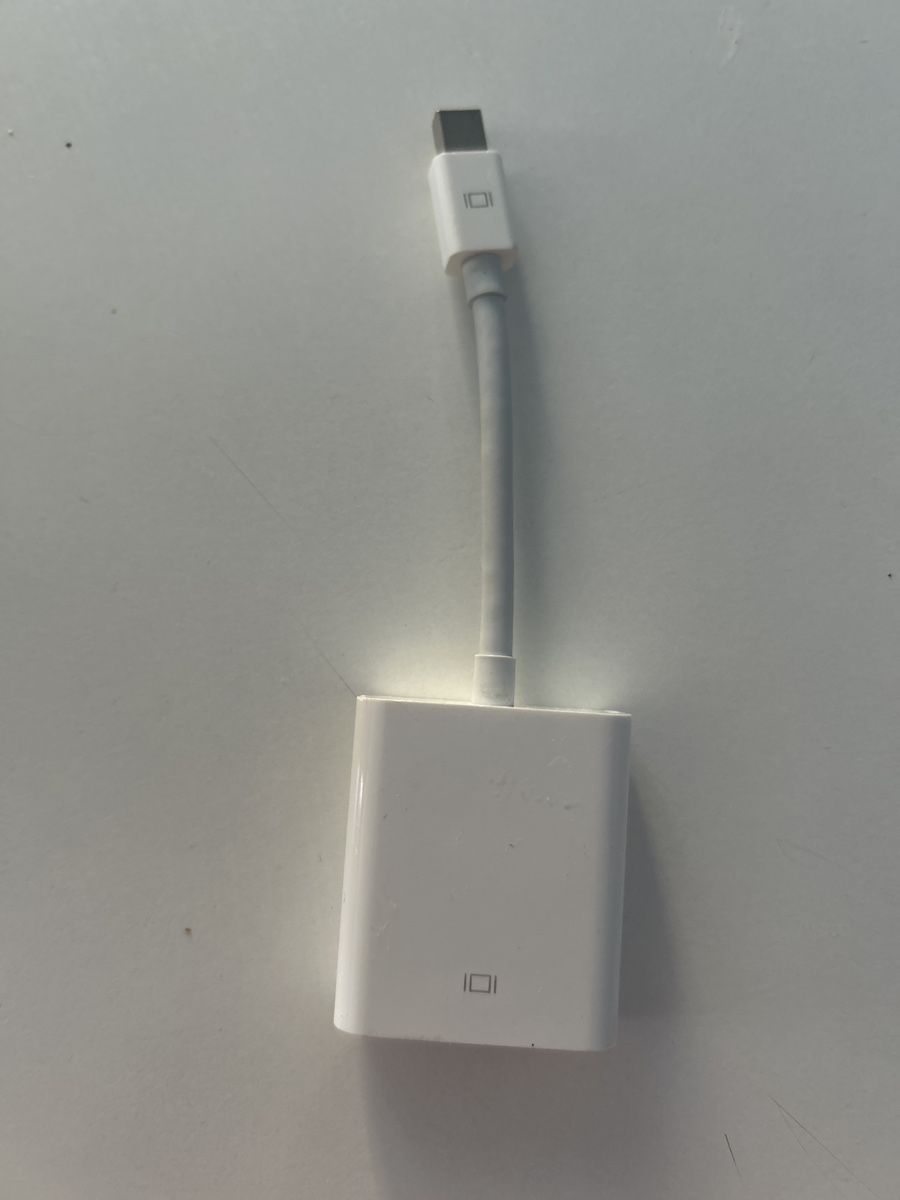 Apple Unità & Adattatore: Adapter Apple A1307 – Usato da Monte Carasso venduto da Mi3Or