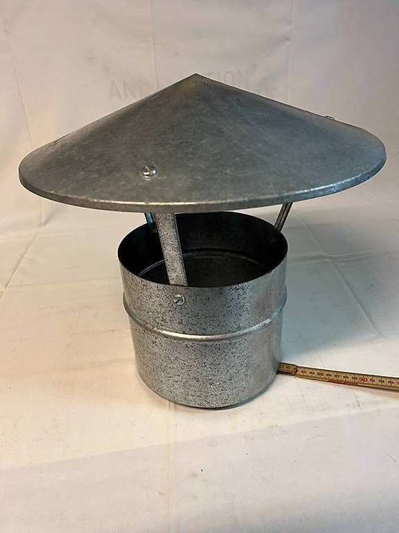 Cheminée: Chapeau de cheminée en tôle galvanisée – D'occasion à Cugy VD par chr_n2rp