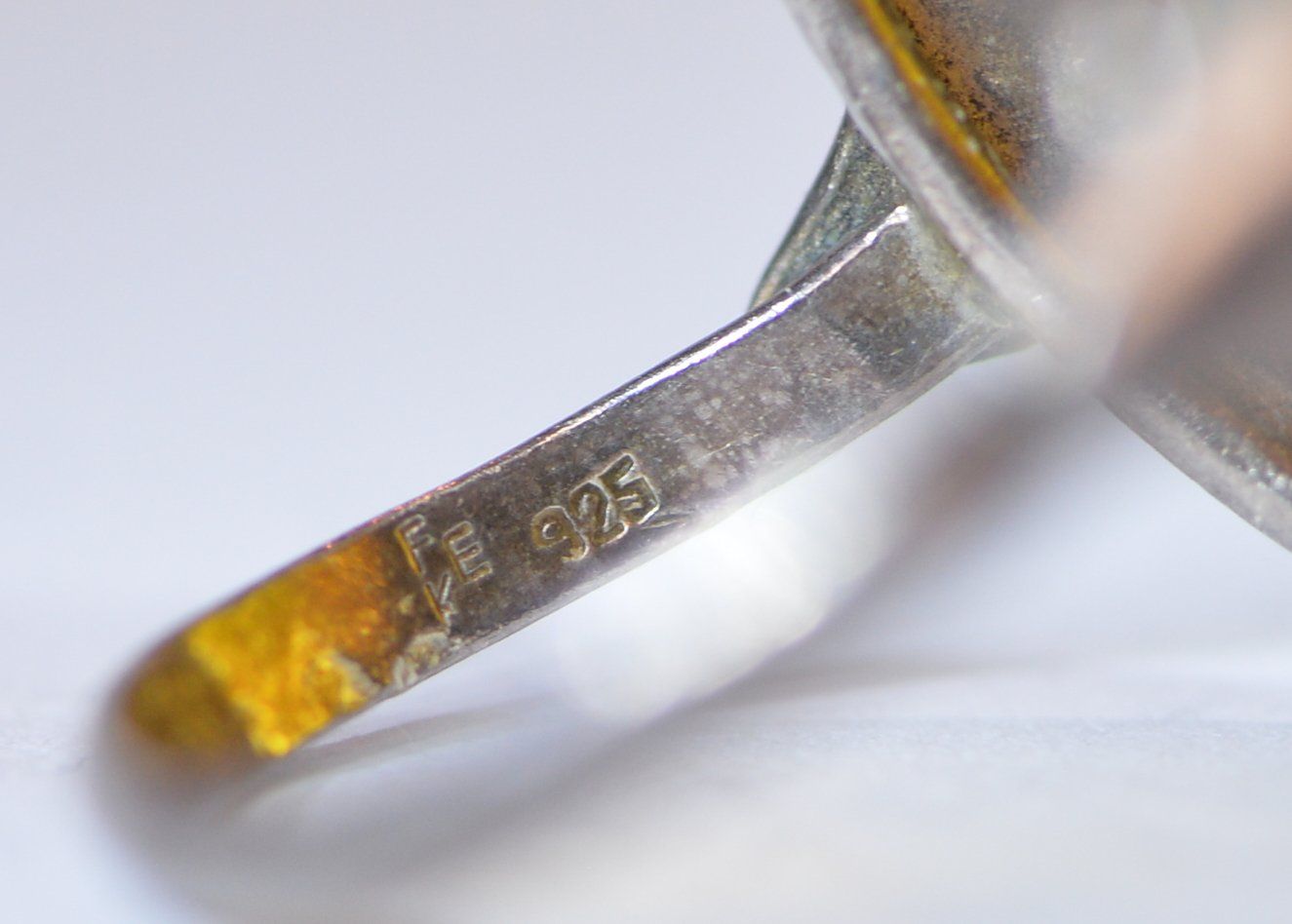 Anelli: Ancienne bague – Usato da Neuchâtel venduto da Neuchatel 8