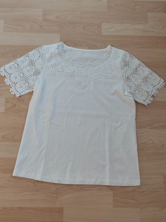 Weisses Shirt mit Spitze, Grösse 38, neu!