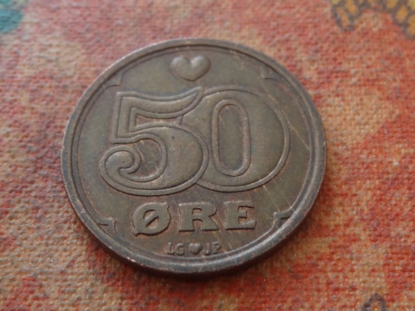 Toutes les monnaies: DANEMARK  50  Ore  1990 – D'occasion à Romanel-sur-Lausanne par Swift13 1