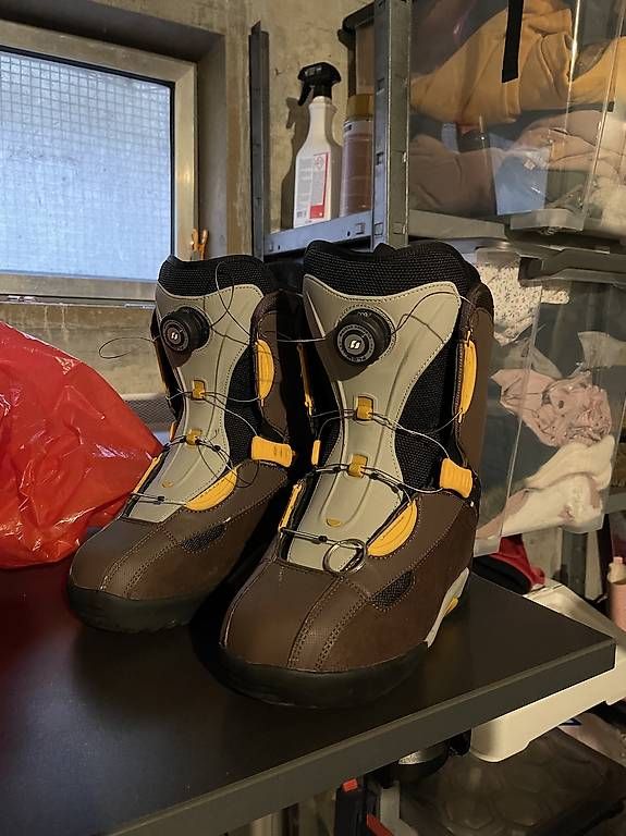 Board: Snowboard FTWO & Schuhe US 7 / EU 37-38 – Usato da Maschwanden venduto da Ddorf 3