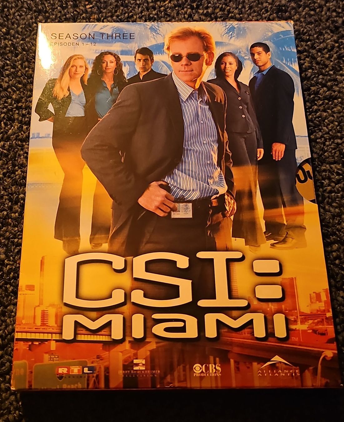 Tutti i DVDs: CSI: Miami - Staffel 3  – Usato da Ruswil venduto da jan_bxl5