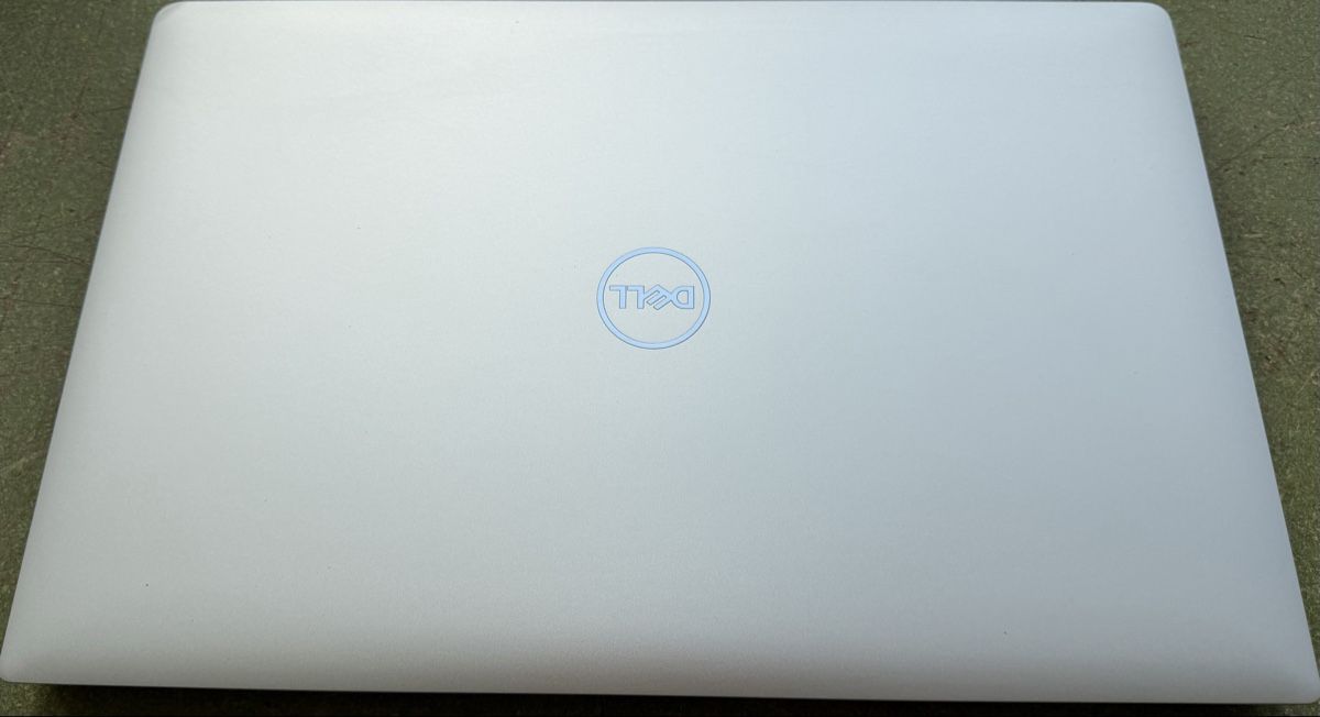 Dell Notebook: Dell Precision 5540 – Nuovo (secondo la descrizione) da Reinach AG venduto da Noar.K 3