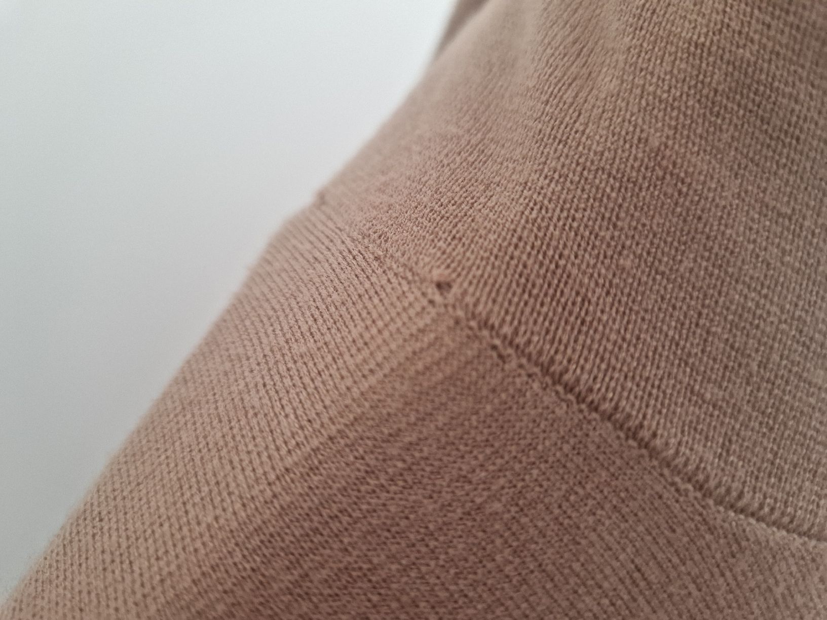 Liviana Conti Pullover & Sweatshirts: LIVIANA CONTI Pulli Beige Gr. L – Gebraucht aus Horgen von akkohappyshopping 4
