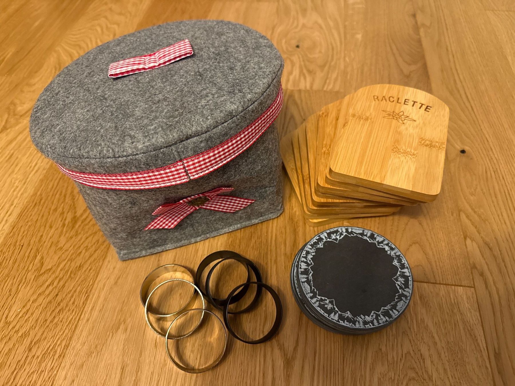 Bestecksets: NEU! Raclette Zubehör Set – Neu (gemäss Beschreibung) aus Schönenwerd von d.chiara