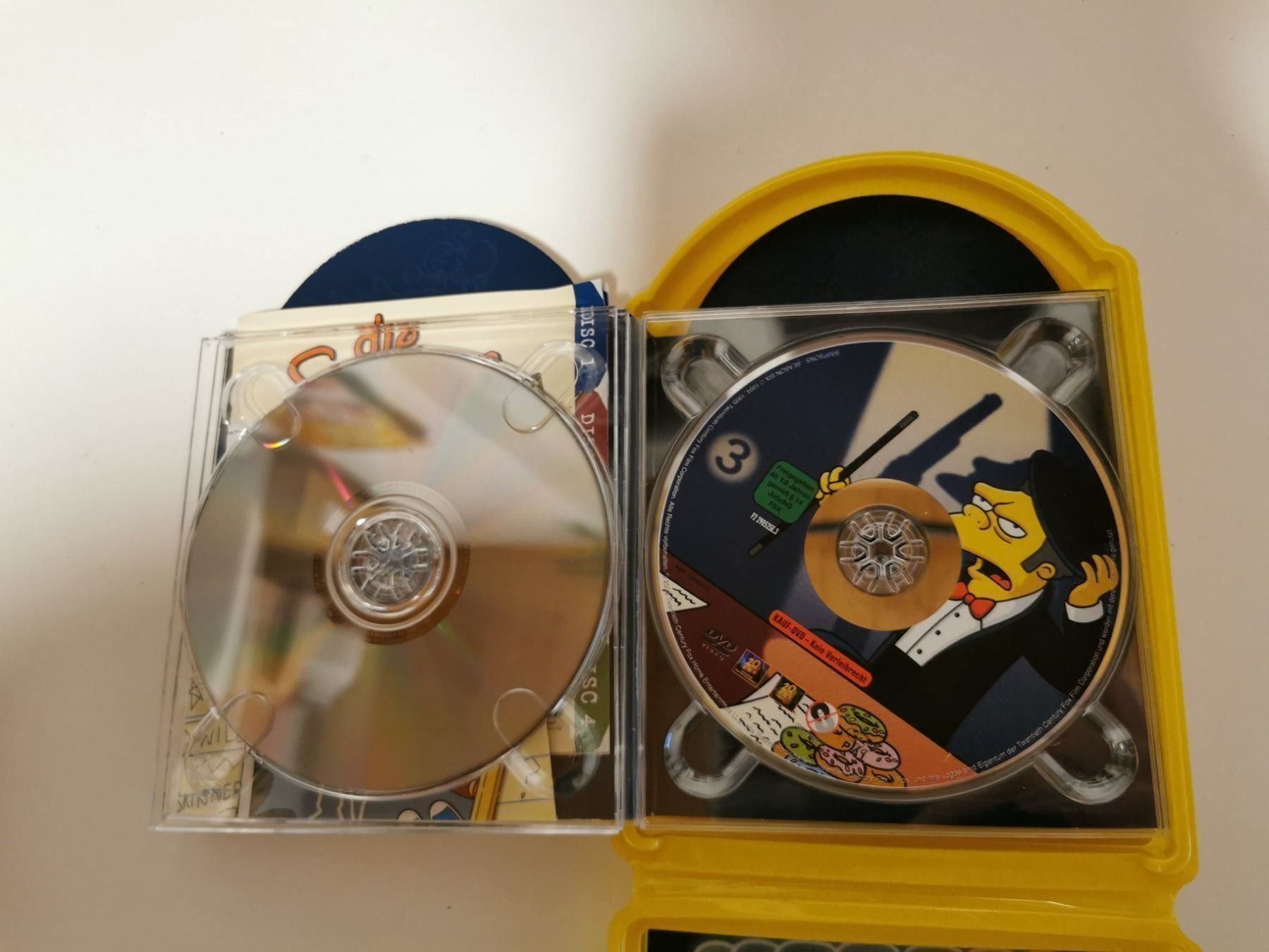Alle DVDs: Die Simpsons - Die komplette Season Six – Gebraucht aus Lenzburg von eyworld 3