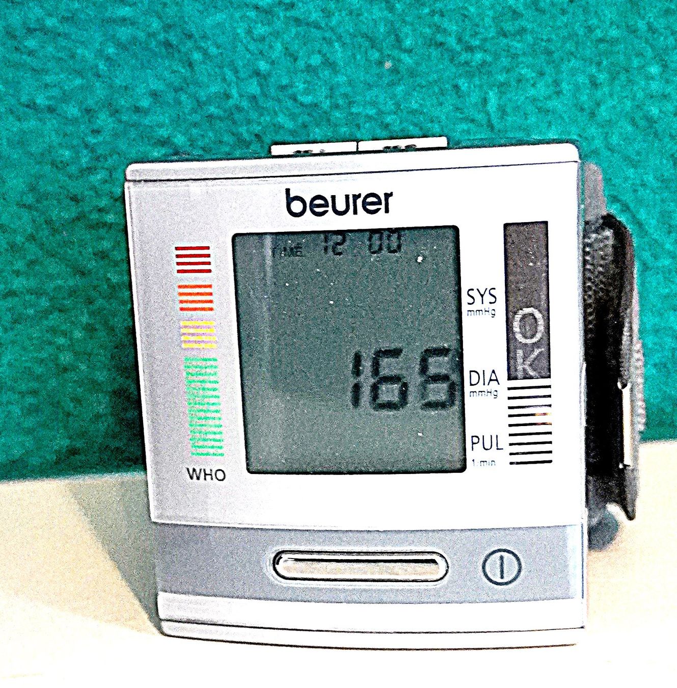 Beurer Attrezzature mediche: Blutdruckmesser Beurer – Usato da Baar venduto da 2cvbaar 1