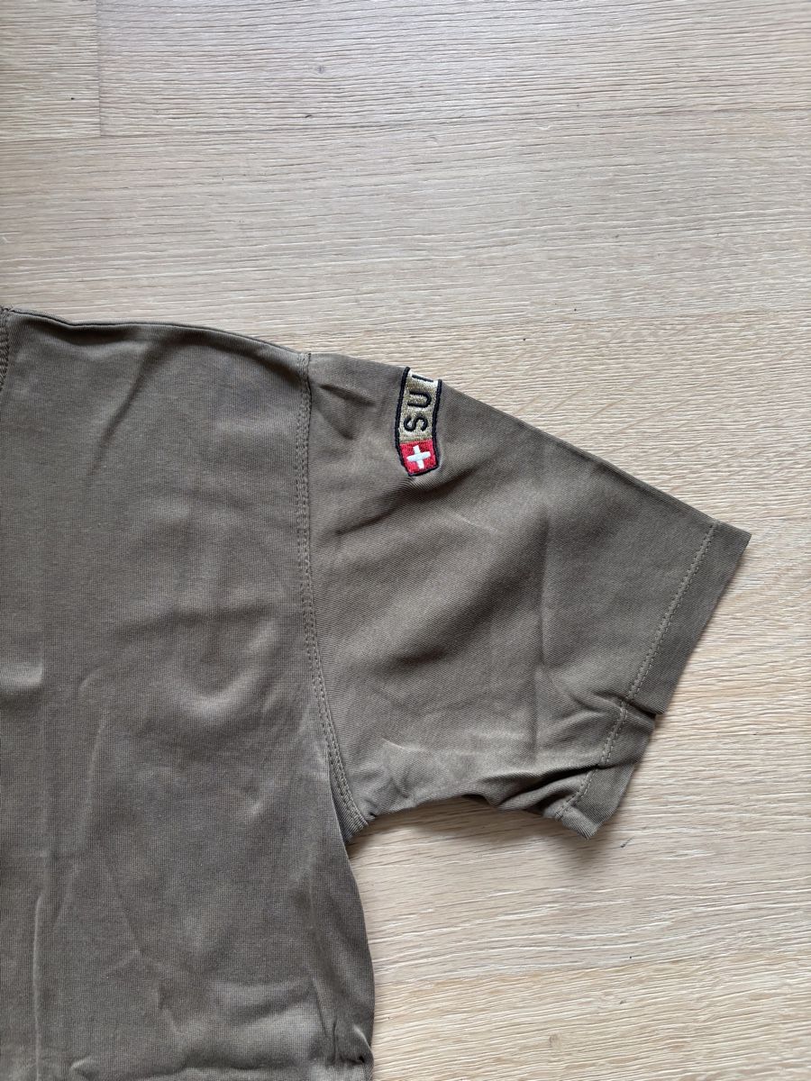 Schweizer Armee T-shirt: Schweizer Armee Shirt (Gr. 52) – Usato da Wallisellen venduto da simeli94 1